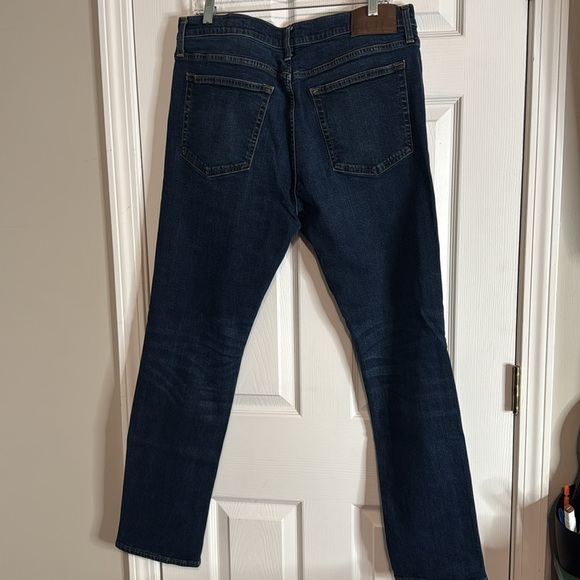 J. CREW MERCANTILE FLEX Straight Dark Wash Jeans - Size 36x32 - Picture 3 of 3
